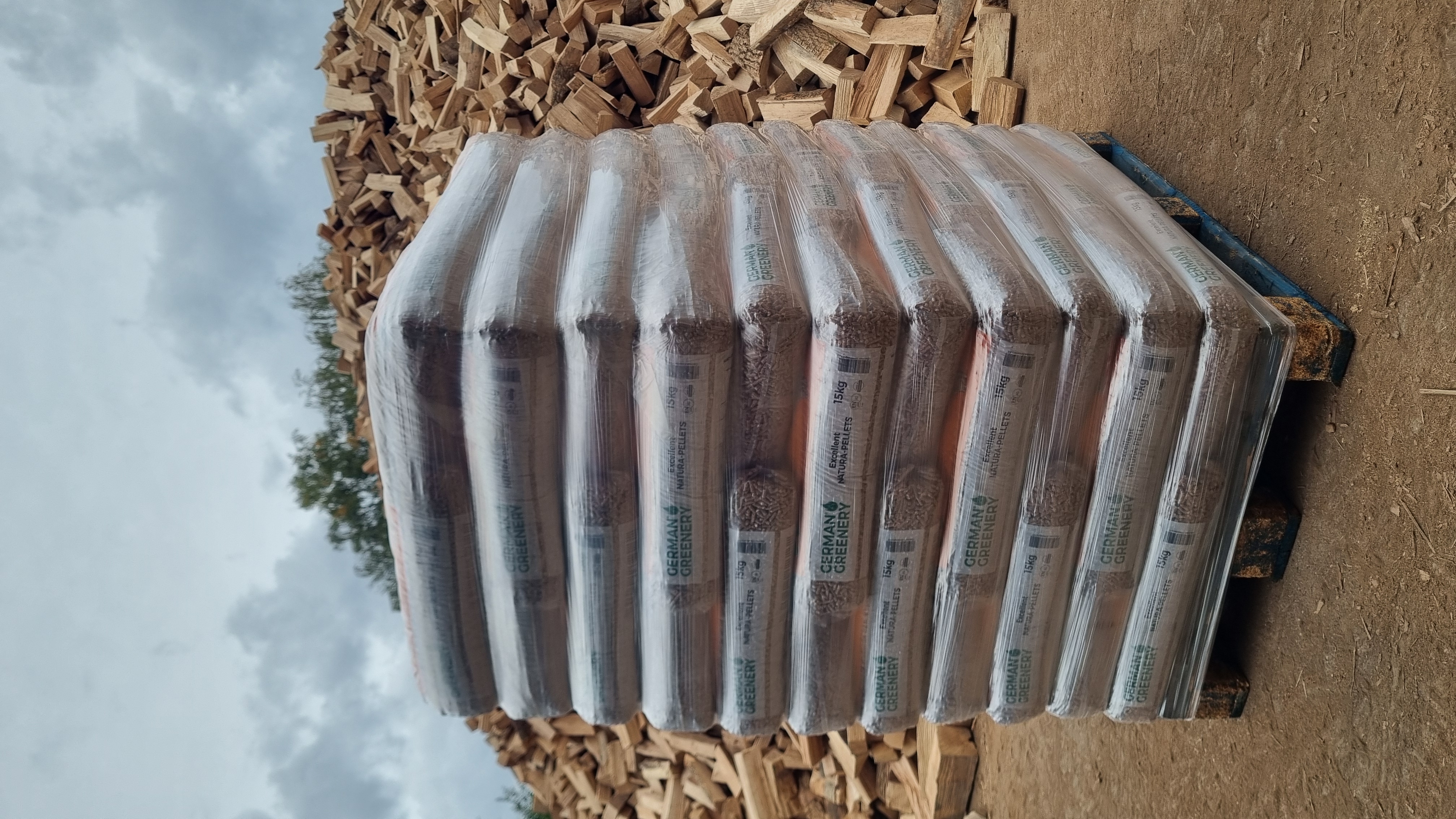 Holzpellets im 15 kg Sack – ENplus A1 aus deutscher Produktion