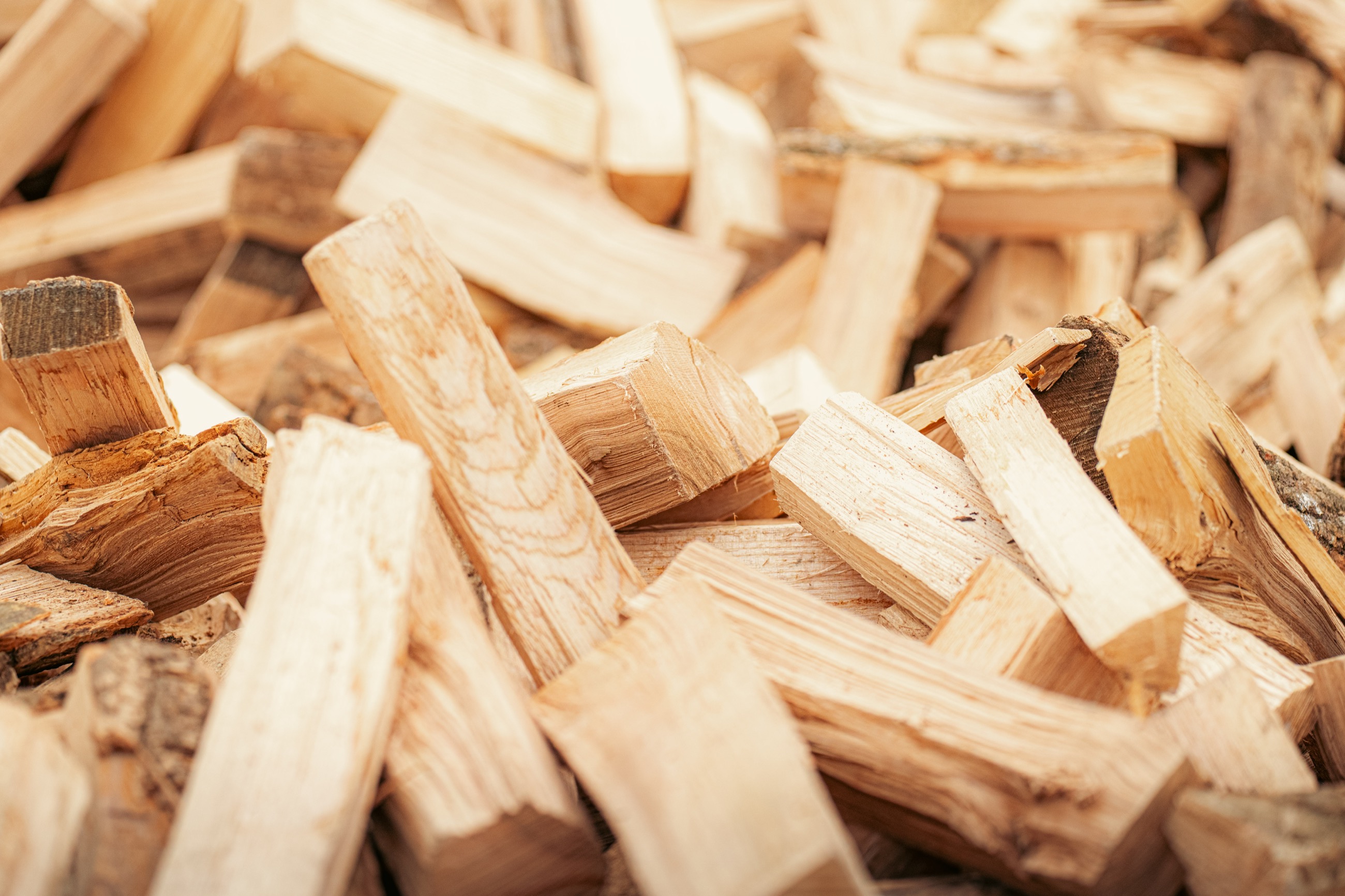 Brennholz Fichte – ofenfertig & kammergetrocknet