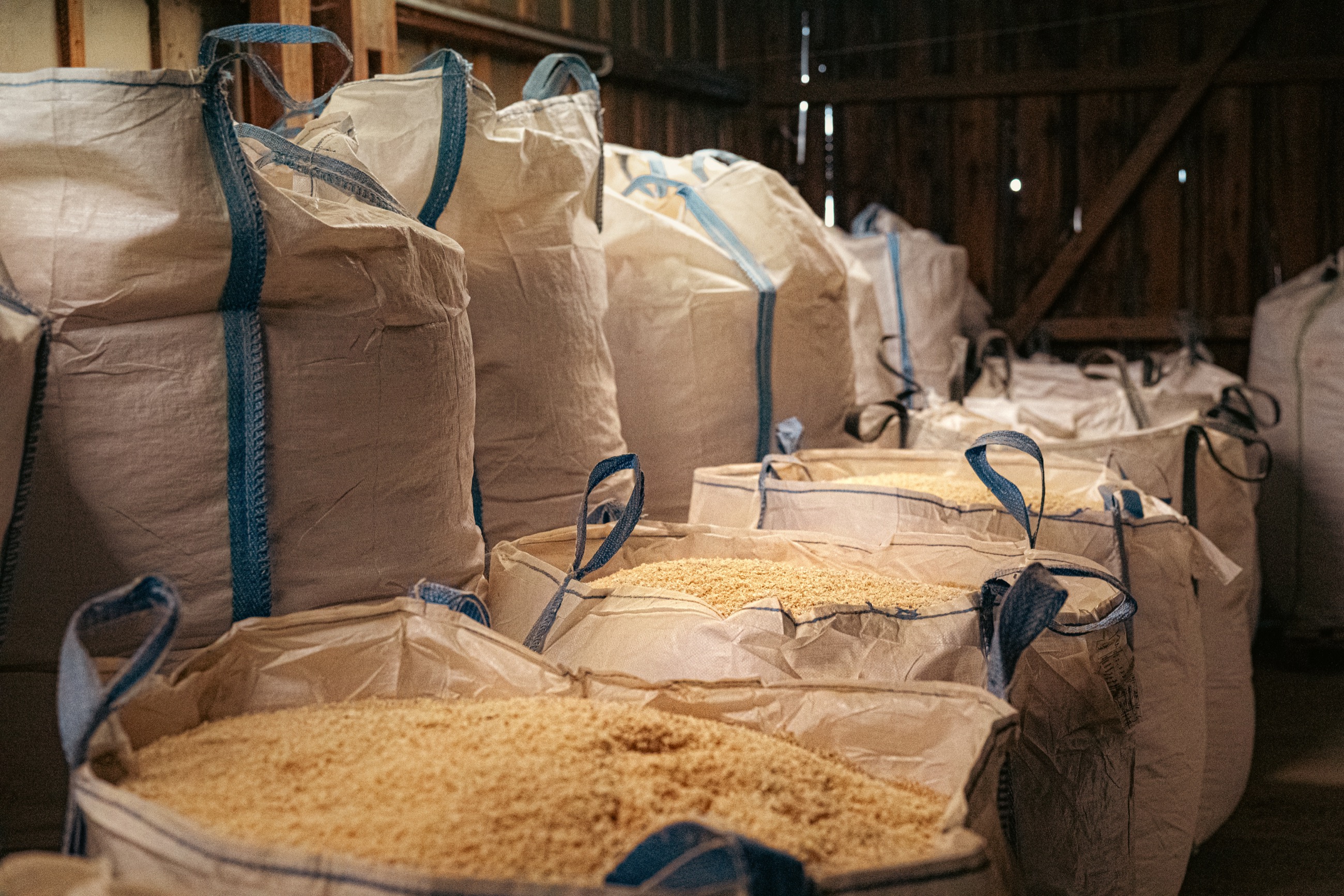 Lager mit gefüllten BigBags